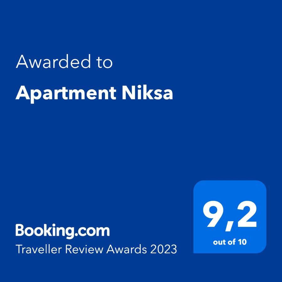 Apartment Niksa Pula Buitenkant foto